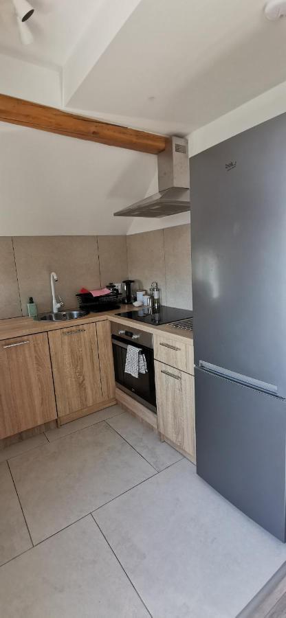 Klimatyczny Apartament Nr 8 Z Widokiem Na Gory Sowie Bielawa  Exterior foto
